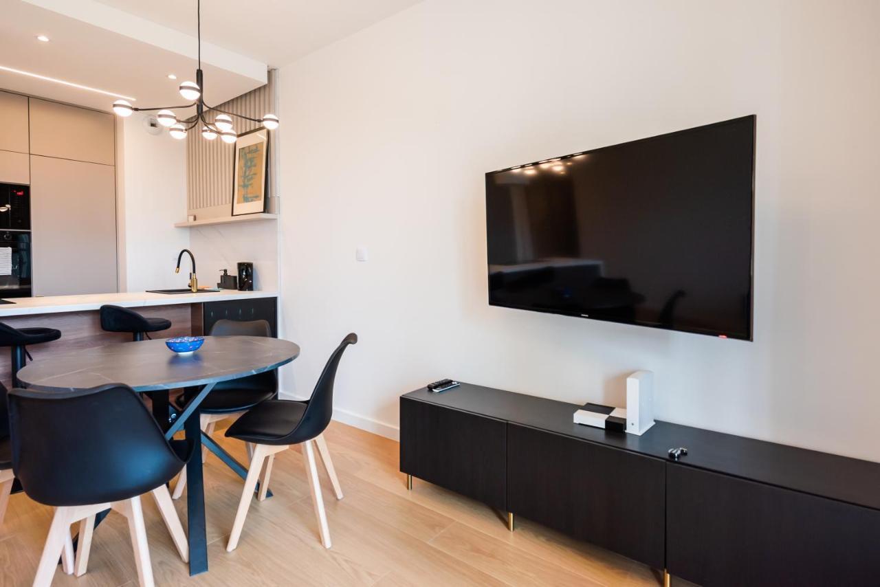 Wola Marble Apartment ワルシャワ エクステリア 写真